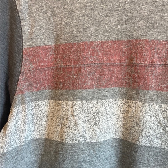 Men’s Gray Three-Quarter Length Sleeve Shirt with Stripes - Picture 5 of 6